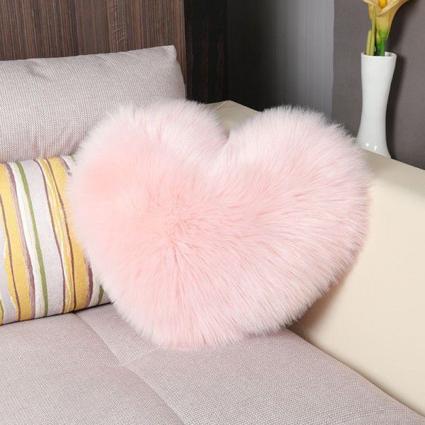 Cute solid color imitation wool throw pillow car pillow heart-shaped sofa waist cushion office seat plush cushion 