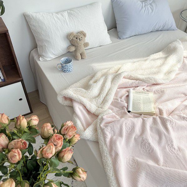 Wholesale solid color blanket, double layer sofa, leisure blanket, warm blanket, camellia flower, cow's milk wool, lamb's wool blanket, new style 