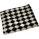 Ins net red black and white checkerboard contrast small blanket simple fashion office nap blanket warm in autumn and winter 