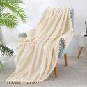 Solid color flannel ball blanket wholesale solid color tassel blanket office wool ball gift blanket blanket 