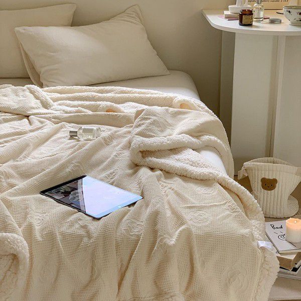 Autumn and winter camellia, cattle, milk wool, thickened blanket, cashmere blanket, solid color blanket, bedroom, lunch blanket, one hair substitute 